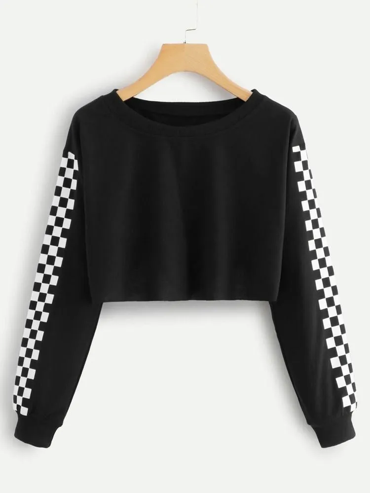 Black Checkered Fleece Full Sleeves Cropped Sweat Shirt For Women
