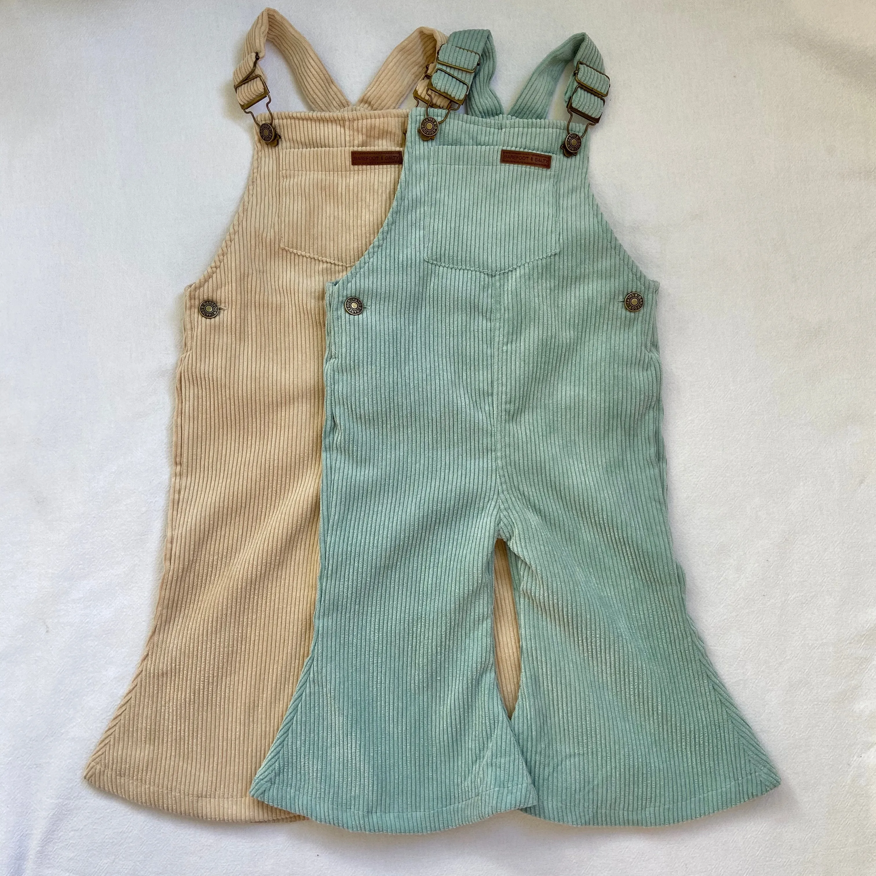 Faulty flare overalls - BIG sizing - READ DESCRIPTION