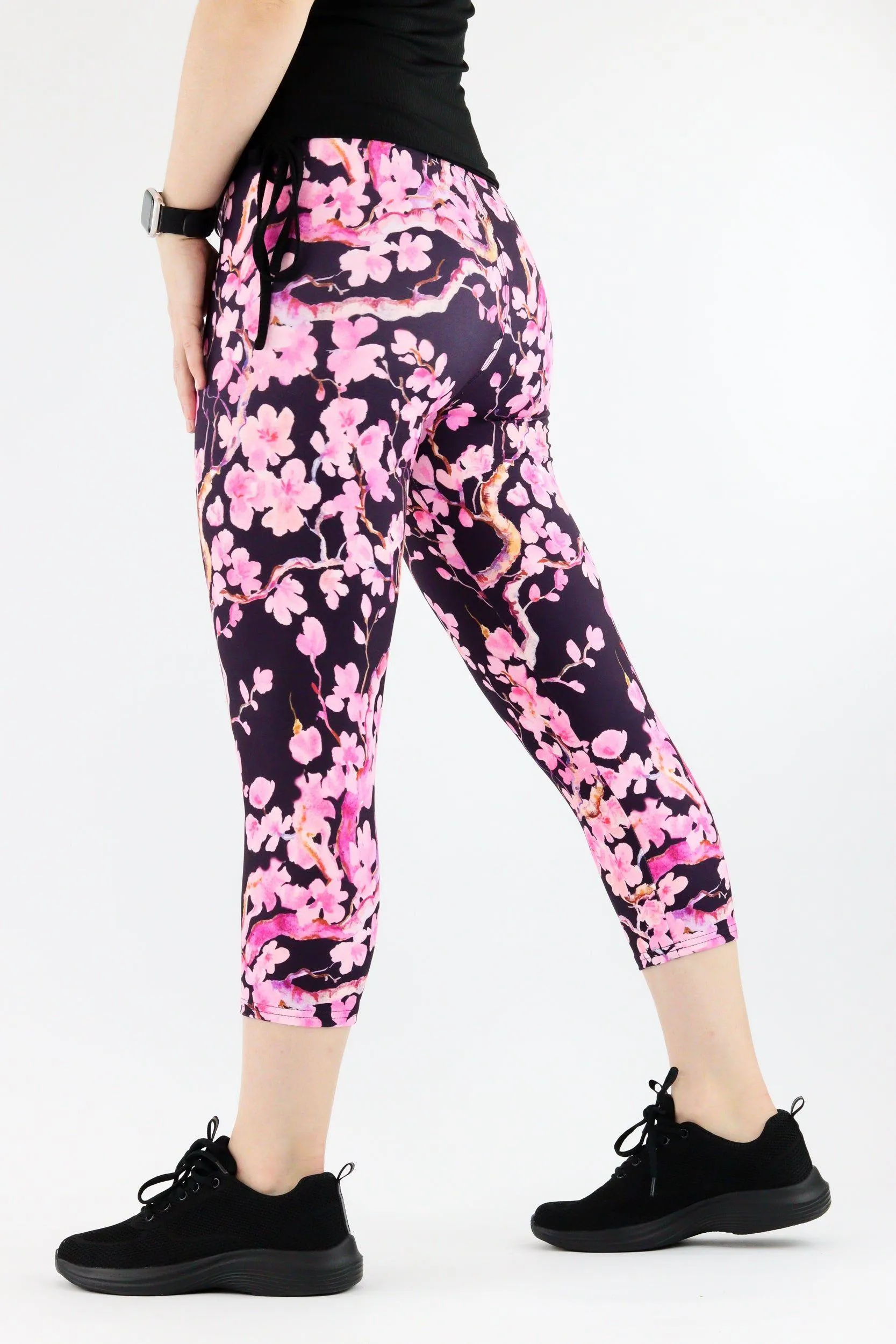 Watercolour Cherry Blossom - Casual Capri Leggings