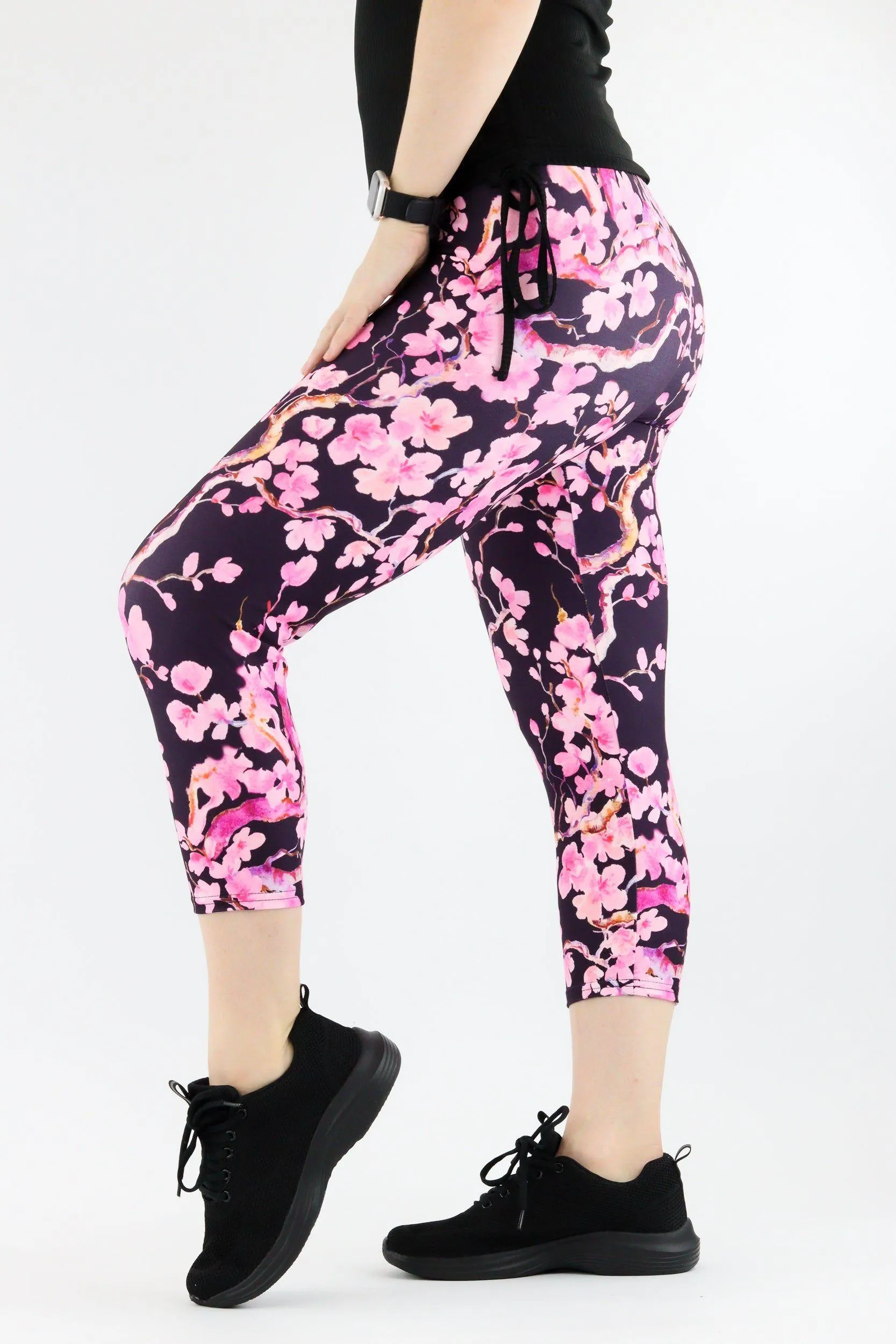 Watercolour Cherry Blossom - Casual Capri Leggings